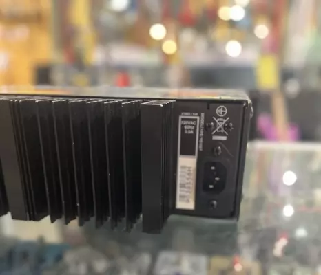 Traynor - DynaBass 400 Watt Bass Head 2